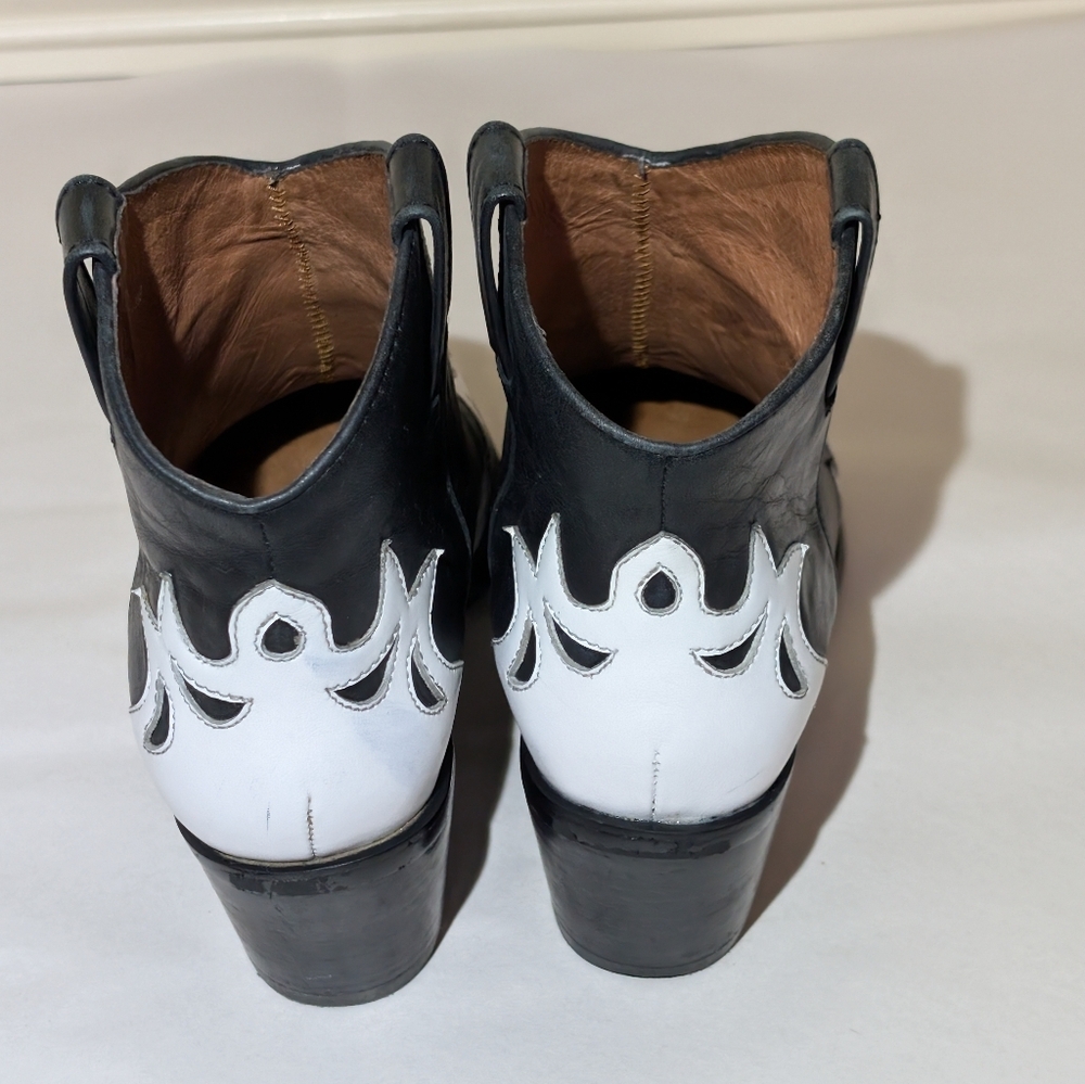 Black And White Tooney Jeffery Campbell Cowboy Booties Size 6 Western - Picture 2 of 13